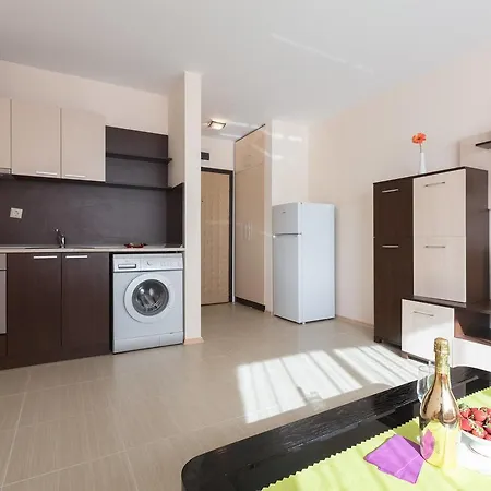 ❤studio On 1st Beach Line In Rich Beach ❤lw ❤ Apartment