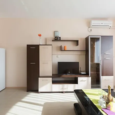 ❤studio On 1st Beach Line In Rich Beach ❤lw ❤ Apartment